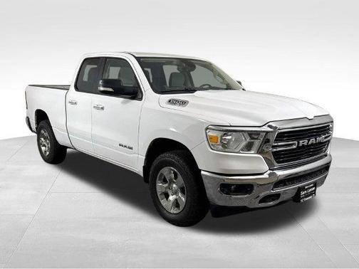 Bright White Clearcoat 2020 RAM 1500 Big Horn