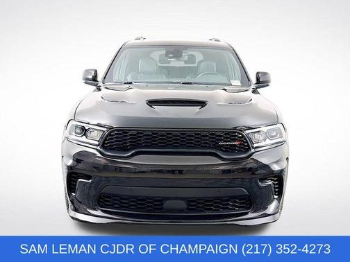 DB Black Crystal Clearcoat 2026 Dodge Durango GT