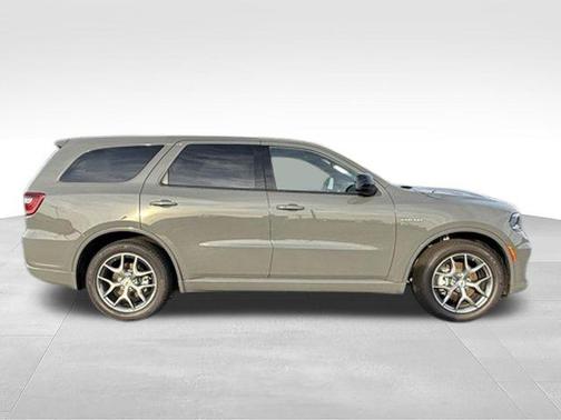 Destroyer Gray Clearcoat 2026 Dodge Durango GT HEMI V8