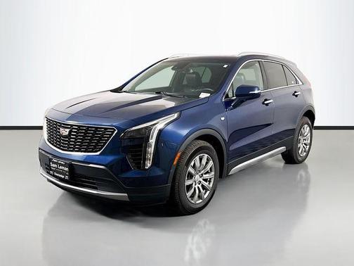 2022 Cadillac XT4 Premium Luxury