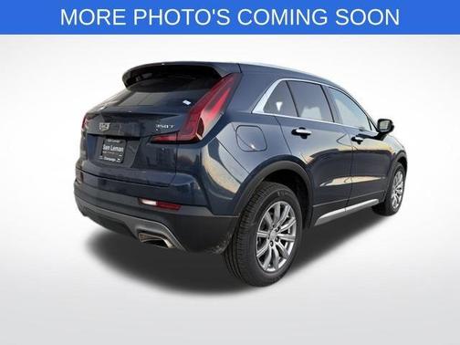 2022 Cadillac XT4 Premium Luxury