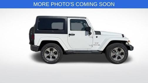 Bright White Clearcoat 2018 Jeep Wrangler JK Sahara