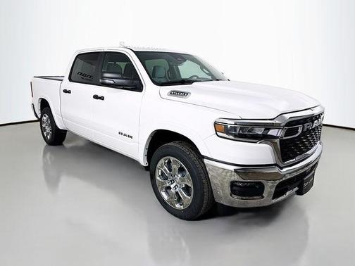 Bright White Clearcoat 2026 RAM 1500 Big Horn/Lone Star