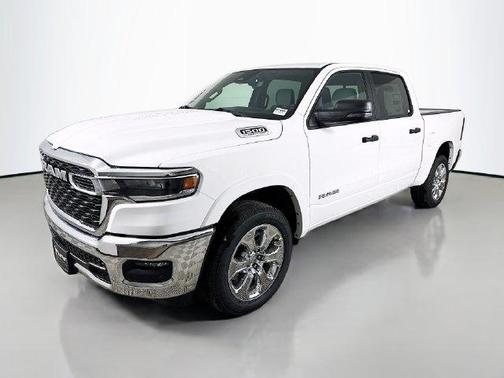 Bright White Clearcoat 2026 RAM 1500 Big Horn/Lone Star