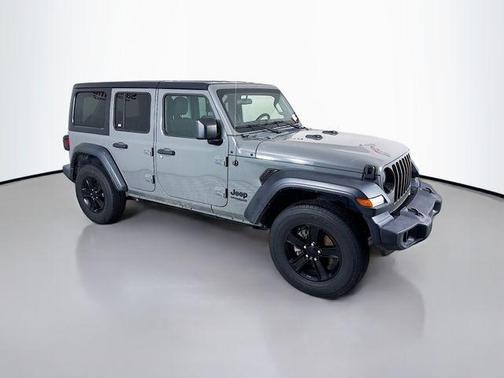Sting Gray Clearcoat 2022 Jeep Wrangler Unlimited Sport Altitude