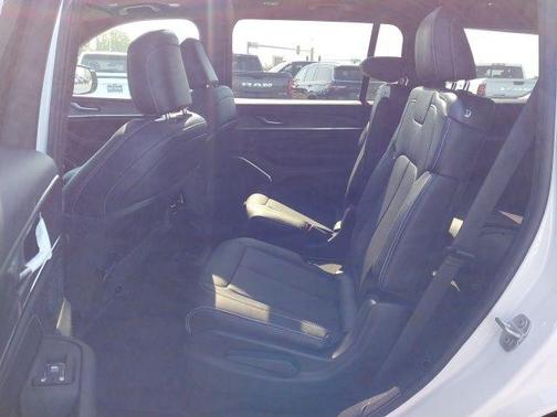 2025 Jeep Grand Cherokee L Overland