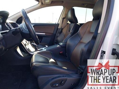 2017 Volvo XC60 T5 Dynamic