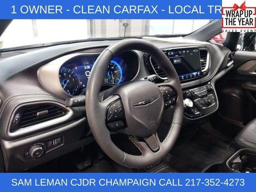 2024 Chrysler Pacifica Touring-L