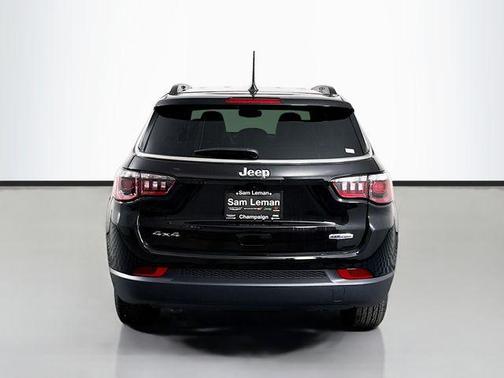 Diamond Black 2026 Jeep Compass Latitude