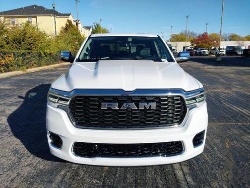 Ivory White 2026 RAM 1500 Tungsten