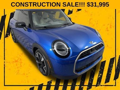 2025 MINI Hardtop ICONIC