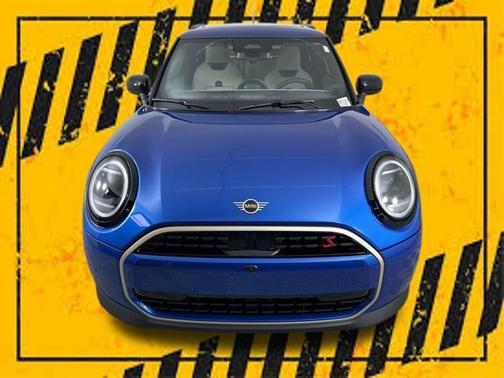 2025 MINI Hardtop ICONIC