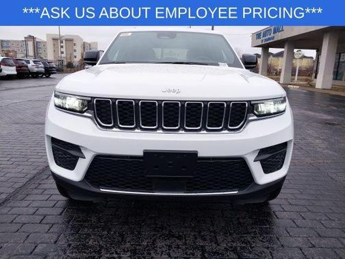 2025 Jeep Grand Cherokee Laredo