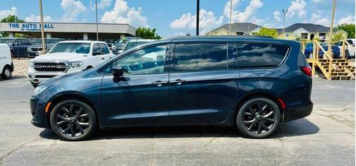 2020 Chrysler Pacifica Touring-L Plus