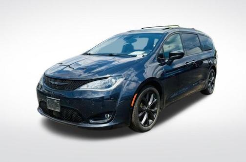 2020 Chrysler Pacifica Touring-L Plus