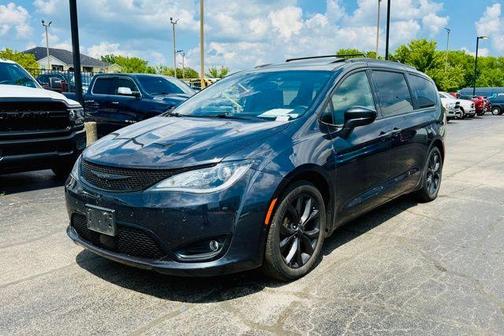 2020 Chrysler Pacifica Touring-L Plus