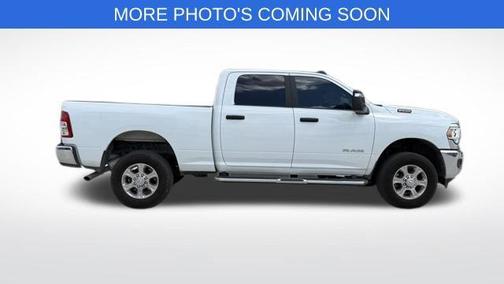 Bright White Clearcoat 2024 RAM 2500 Big Horn