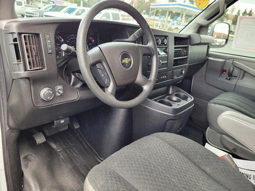 2022 Chevrolet Express 2500 RWD 2500 Regular Wheelbase WT
