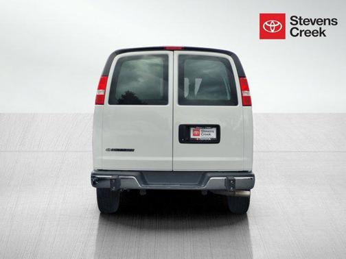 2022 Chevrolet Express 2500 RWD 2500 Regular Wheelbase WT