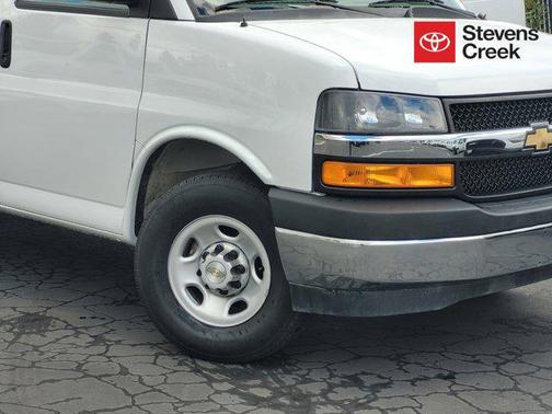 2022 Chevrolet Express 2500 RWD 2500 Regular Wheelbase WT
