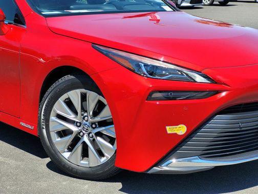 2021 Toyota Mirai Base
