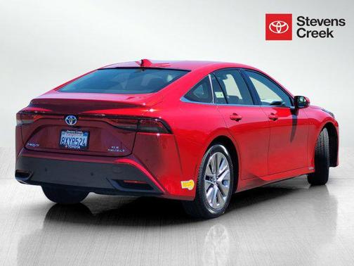 2021 Toyota Mirai Base