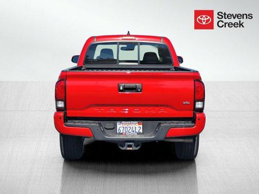 2018 Toyota Tacoma TRD Sport