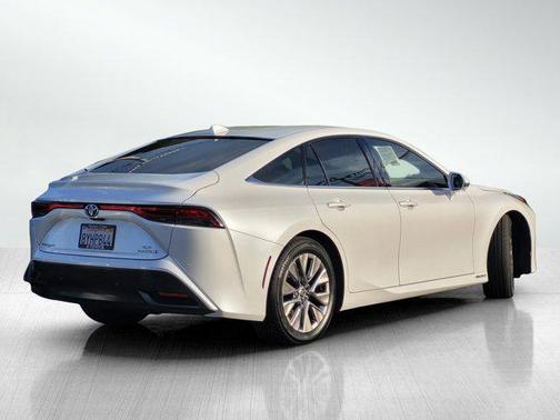 2021 Toyota Mirai Base