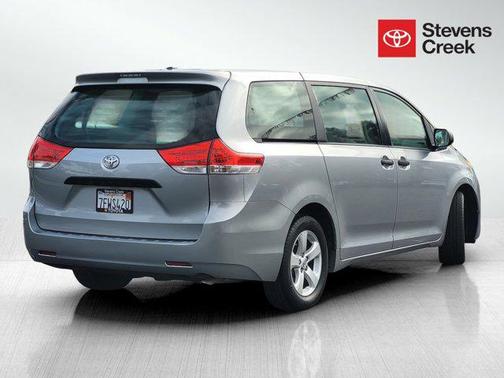 2014 Toyota Sienna L