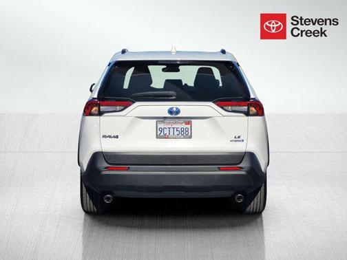 2022 Toyota RAV4 Hybrid LE