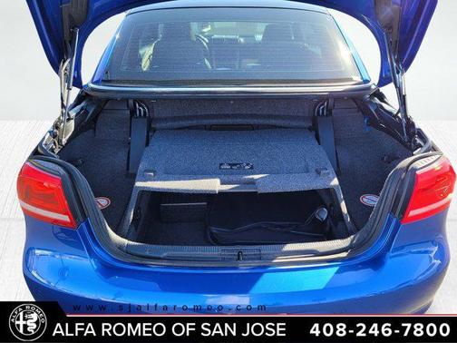 2012 Volkswagen Eos Lux