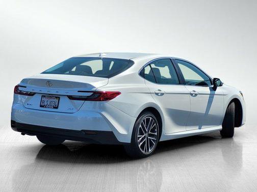 2025 Toyota Camry XLE