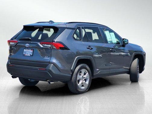 2022 Toyota RAV4 Hybrid LE