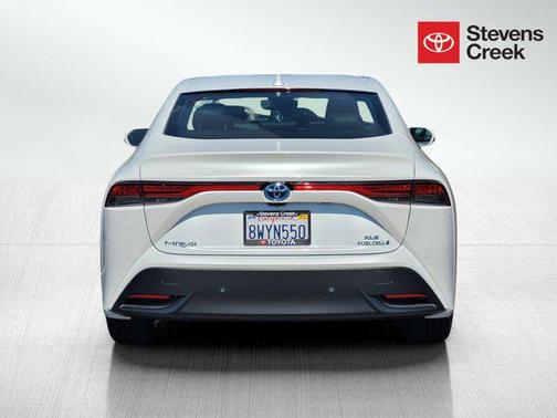 2021 Toyota Mirai Base