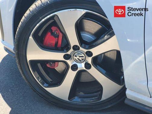 2019 Volkswagen Golf GTI 2.0T S 4-Door