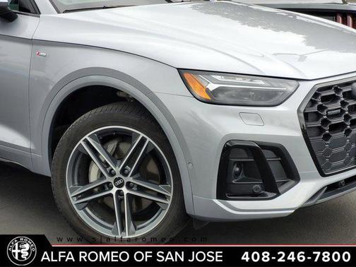 2022 Audi Q5 e 55 S line Prestige