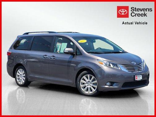 2017 Toyota Sienna XLE