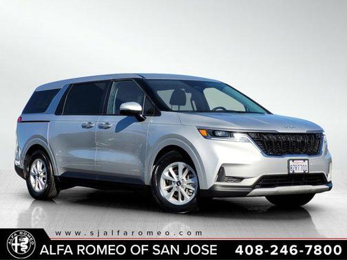 2022 Kia Carnival LXS