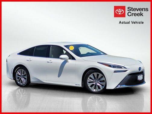 2021 Toyota Mirai Base