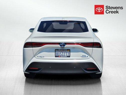 2021 Toyota Mirai Base