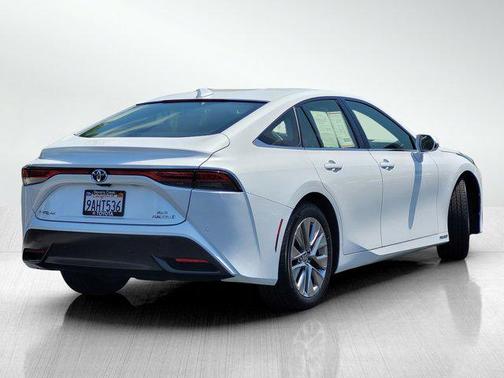 2022 Toyota Mirai Base