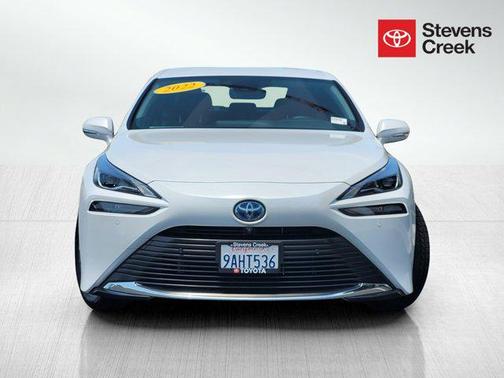 2022 Toyota Mirai Base