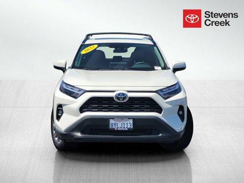 2022 Toyota RAV4 XLE Premium