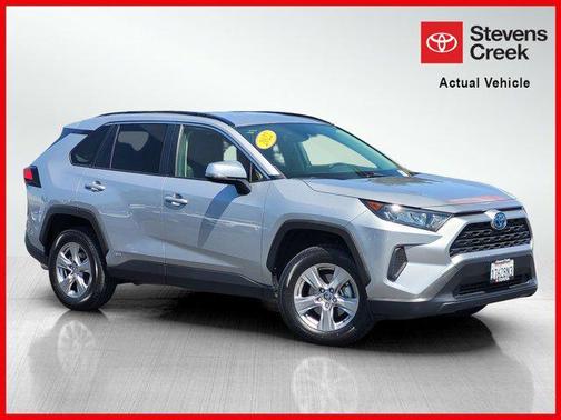 2022 Toyota RAV4 Hybrid LE
