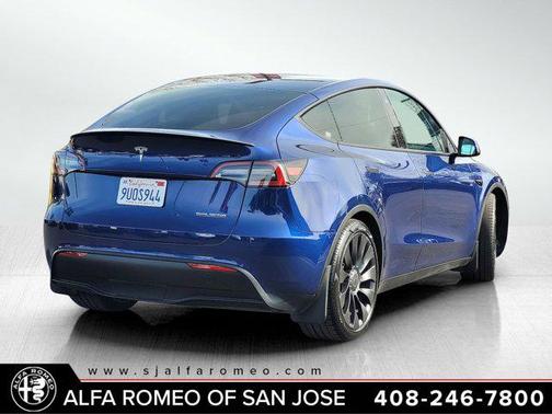 2022 Tesla Model Y Performance Dual Motor All-Wheel Drive