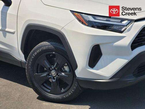 2023 Toyota RAV4 Hybrid LE