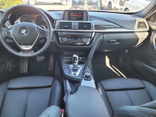 2018 BMW 330e iPerformance