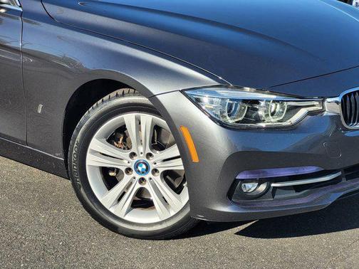 2018 BMW 330e iPerformance