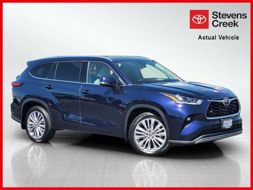 2023 Toyota Highlander Platinum