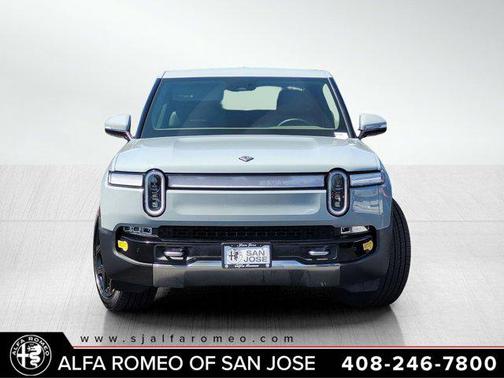 2022 Rivian R1T Adventure